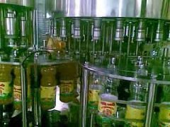 食用油灌裝機(jī)模式的轉(zhuǎn)變究竟從那幾個(gè)方面下手